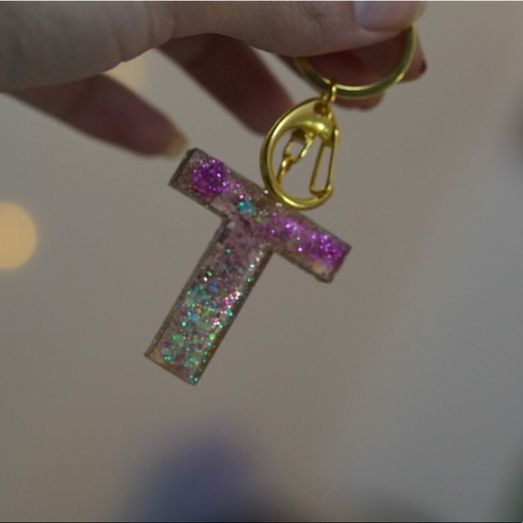 T initial Keyring Pink & Gold NEW - Picture 2 of 8